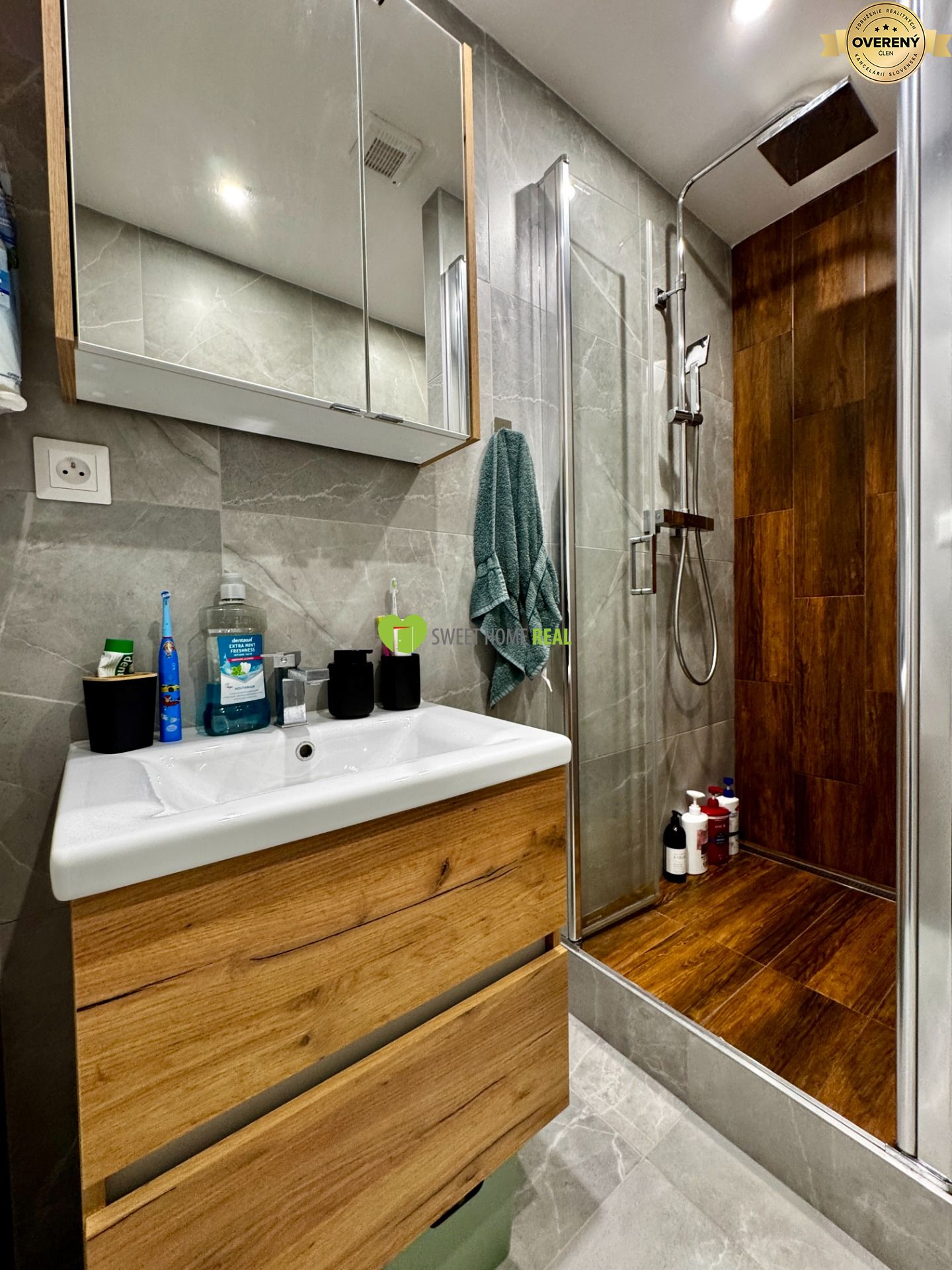 IMG_2561.jpg